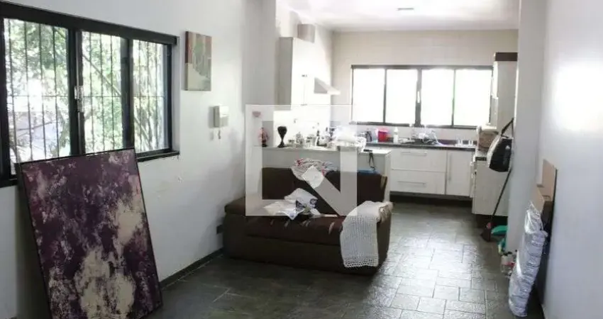 Casa com 3 quartos à venda na Rua Bárbara Heliodora, Vila Romana, São Paulo