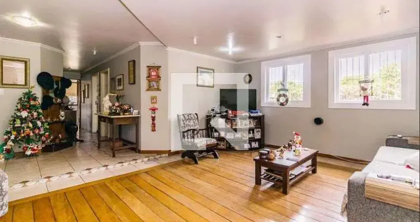 Casa para Venda - Cavalhada, 5 Quartos,  350 m² - Porto Alegre