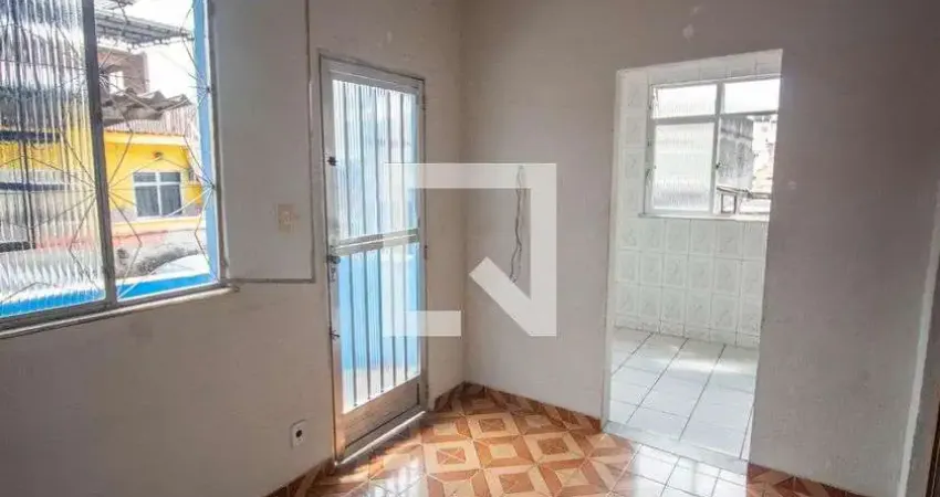 Casa para Venda - Olaria, 1 Quarto,  70 m² - Rio de Janeiro