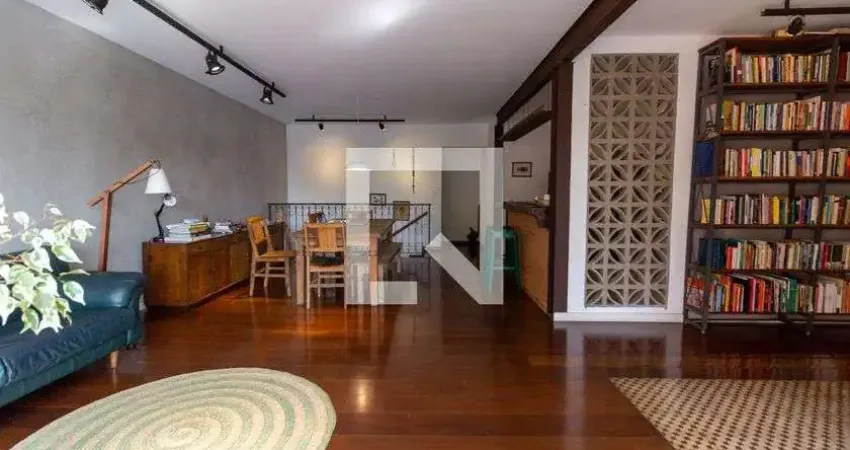 Casa para Venda - Butantã, 4 Quartos,  300 m² - São Paulo