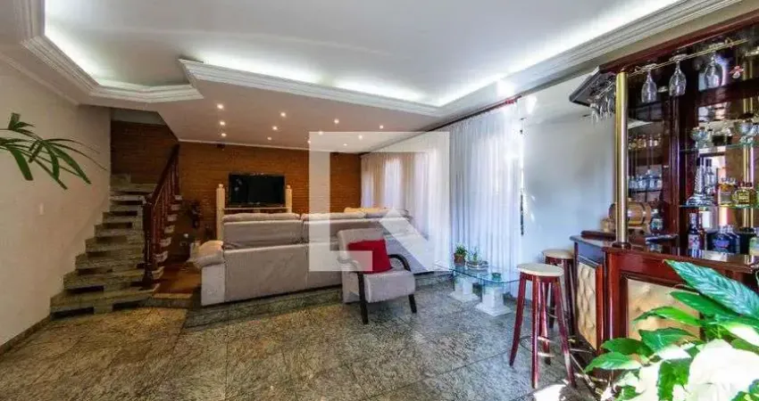 Casa para Venda - Jardim Teresa, 4 Quartos,  286 m² - São Paulo