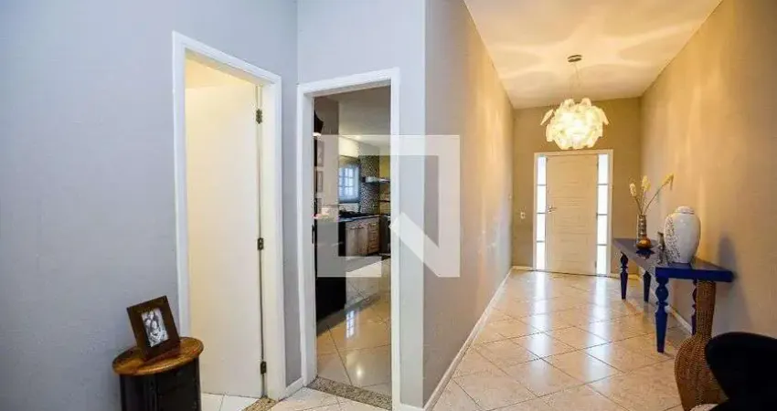 Casa para Venda - Badu, 3 Quartos,  270 m² - Niterói