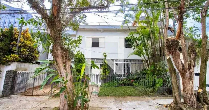 Casa para Venda - Moema, 5 Quartos,  380 m² - São Paulo