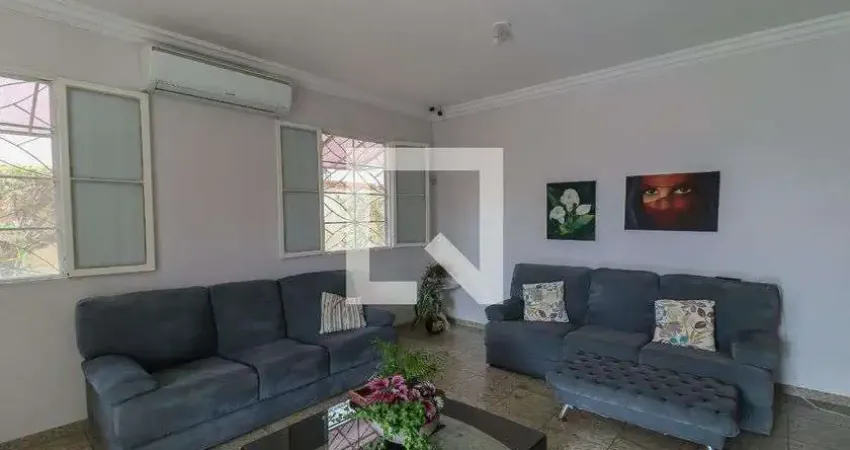 Casa para Venda - Parque do Colégio , 3 Quartos,  190 m² - Jundiaí
