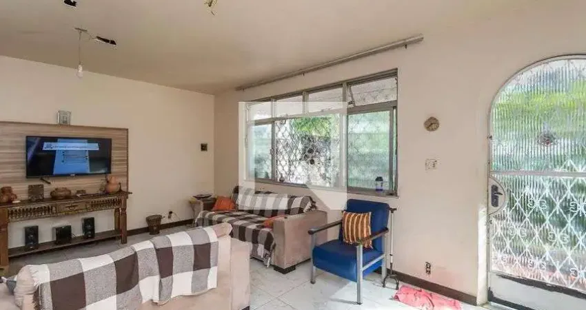 Casa para Venda - Penha, 7 Quartos,  162 m² - Rio de Janeiro