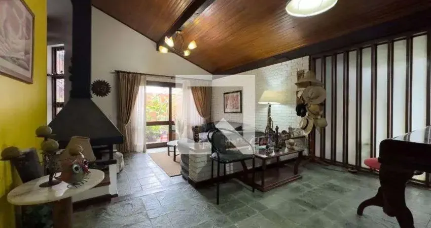 Casa para Venda - Santa Tereza , 5 Quartos,  250 m² - Porto Alegre