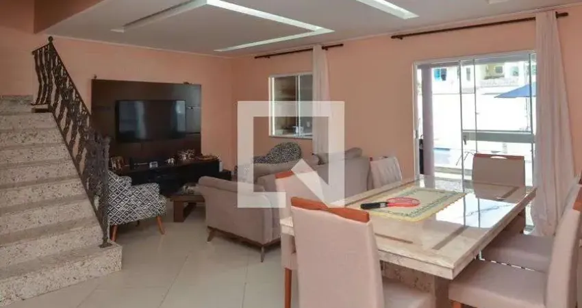 Casa / Sobrado em Condomínio para Venda - Vargem Pequena, 4 Quartos,  240 m² - Rio de Janeiro