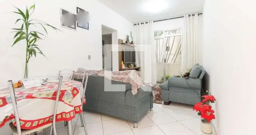 Apartamento para Venda - Vila Carmosina, 2 Quartos,  48 m² - São Paulo