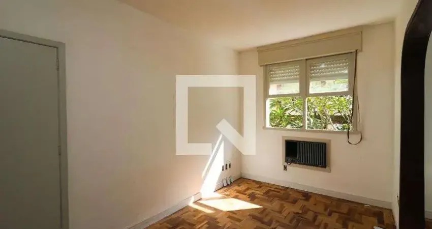 Apartamento para Venda - Camaquã, 3 Quartos,  68 m² - Porto Alegre