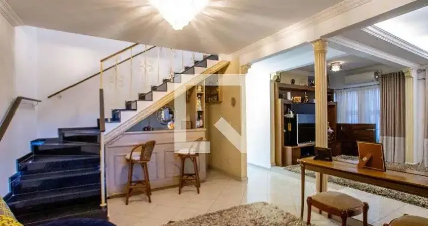 Casa para Venda - Picanço, 4 Quartos,  340 m² - Guarulhos