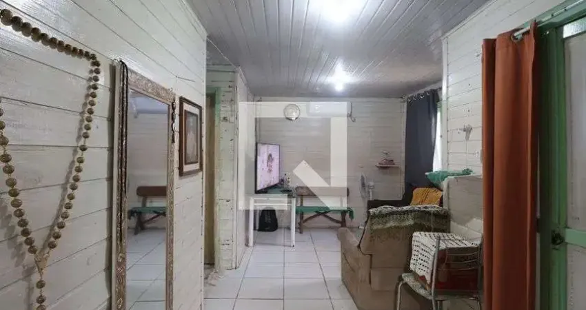 Casa para Venda - Bairro Fátima, 4 Quartos,  100 m² - Canoas