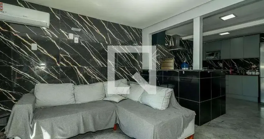 Casa para Venda - Sarandi, 3 Quartos,  100 m² - Porto Alegre