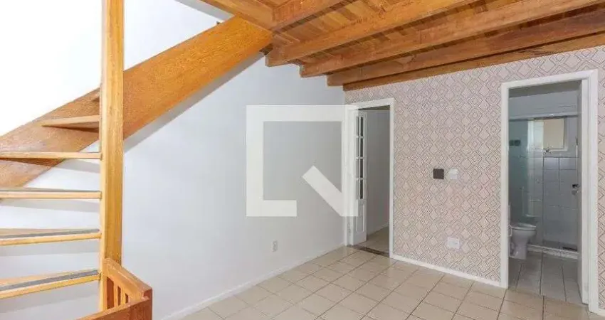 Casa / Sobrado em Condomínio para Venda - Vila Operária, 2 Quartos,  75 m² - Porto Alegre