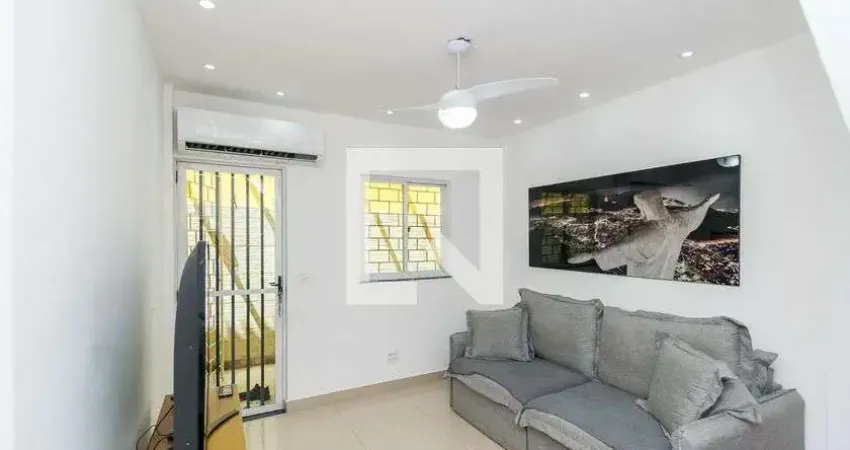 Casa / Sobrado em Condomínio para Venda - Penha, 2 Quartos,  90 m² - Rio de Janeiro