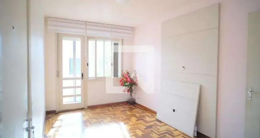 Apartamento para Venda - Vila Ipiranga, 2 Quartos,  56 m² - Porto Alegre