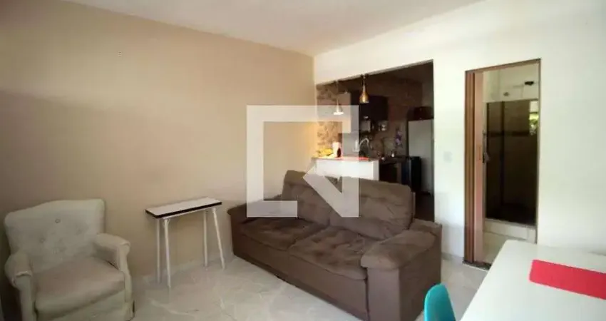 Casa para Venda - Penha, 1 Quarto,  102 m² - Rio de Janeiro