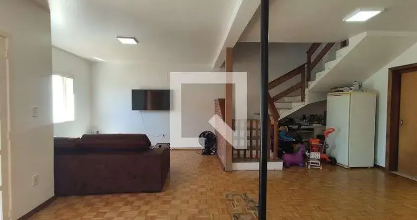 Casa para Venda - Feitoria, 3 Quartos,  170 m² - São Leopoldo