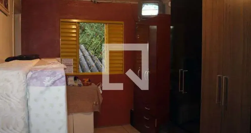 Casa para Venda - Feitoria, 2 Quartos,  150 m² - São Leopoldo