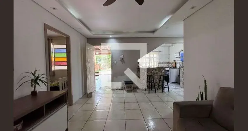 Casa para Venda - Feitoria, 3 Quartos,  100 m² - São Leopoldo
