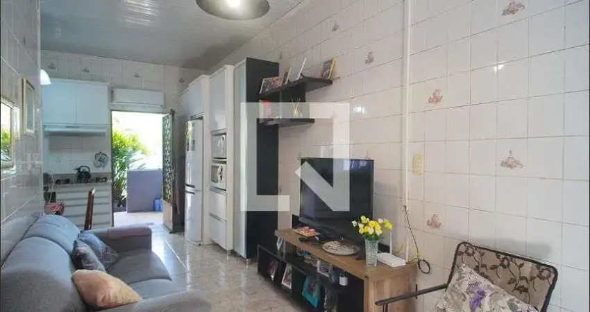 Casa para Venda - Feitoria, 3 Quartos,  174 m² - São Leopoldo