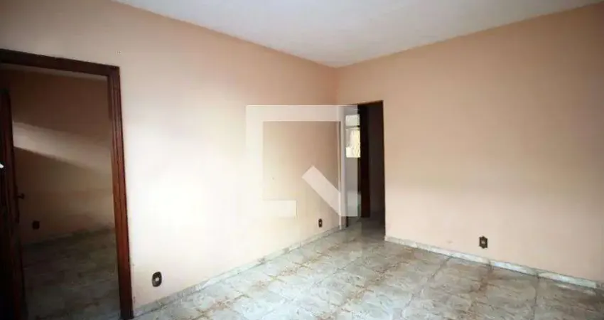 Casa para Venda - Penha, 2 Quartos,  81 m² - Rio de Janeiro
