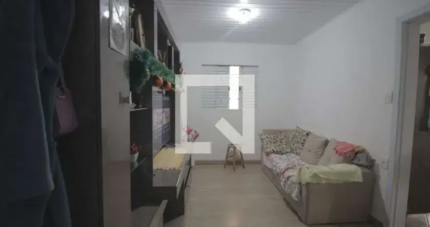 Casa para Venda - Bairro Fátima, 2 Quartos,  65 m² - Canoas