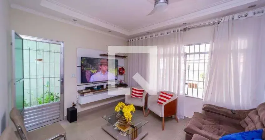 Casa para Venda - Ermelino Matarazzo, 4 Quartos,  175 m² - São Paulo