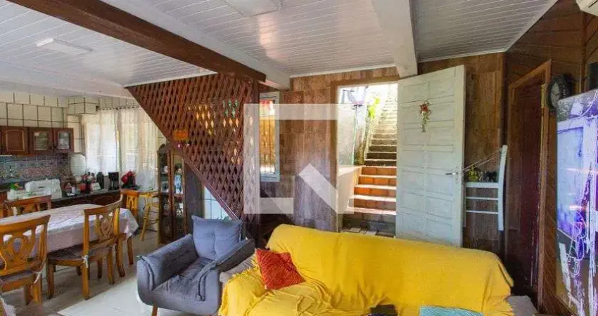 Casa para Venda - Duque de Caxias, 2 Quartos,  200 m² - São Leopoldo