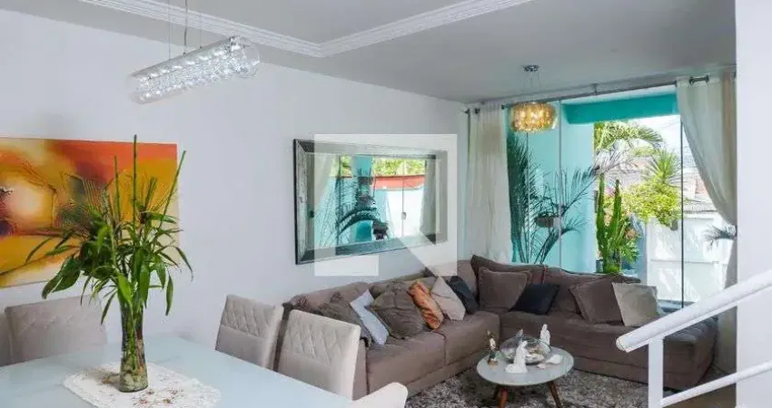 Casa para Venda - Piratininga, 4 Quartos,  140 m² - Niterói