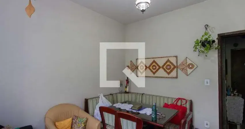 Casa para Venda - São João Batista, 2 Quartos,  66 m² - Belo Horizonte