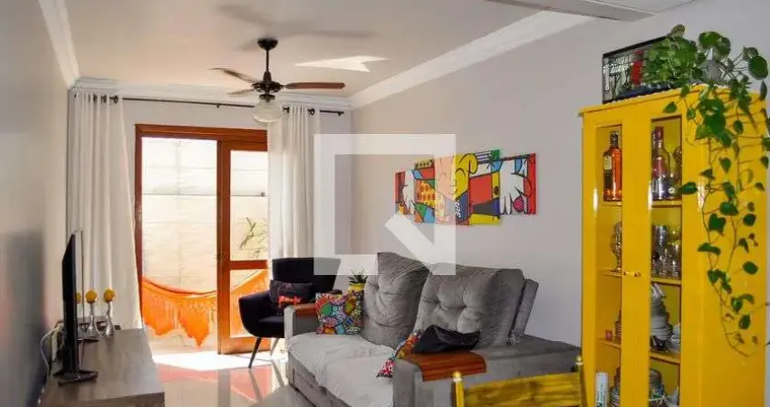 Casa / Sobrado em Condomínio para Venda - Camaquã, 3 Quartos,  98 m² - Porto Alegre