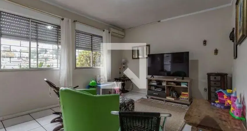 Casa para Venda - Jardim Itu-Sabará, 3 Quartos,  250 m² - Porto Alegre