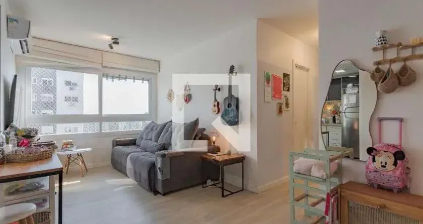 Apartamento para Venda - São Sebastião, 3 Quartos,  81 m² - Porto Alegre