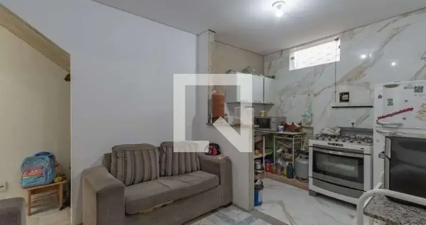 Casa para Venda - Trevo, 2 Quartos,  160 m² - Belo Horizonte