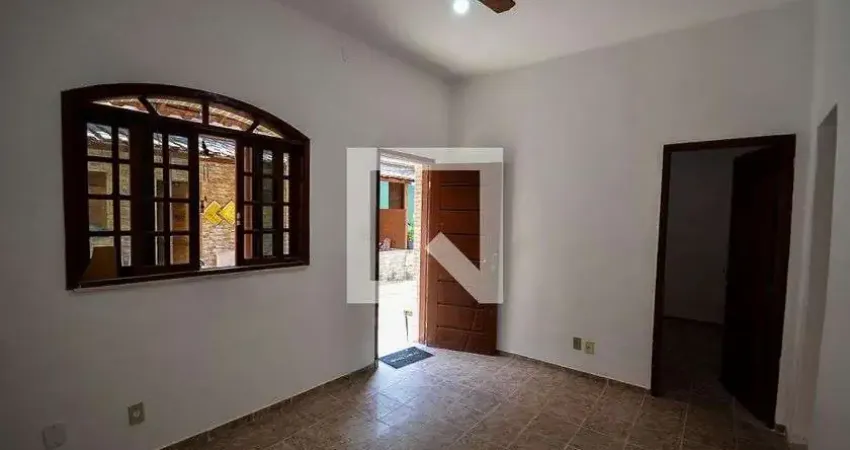 Casa para Venda - Benfica, 2 Quartos,  70 m² - Rio de Janeiro