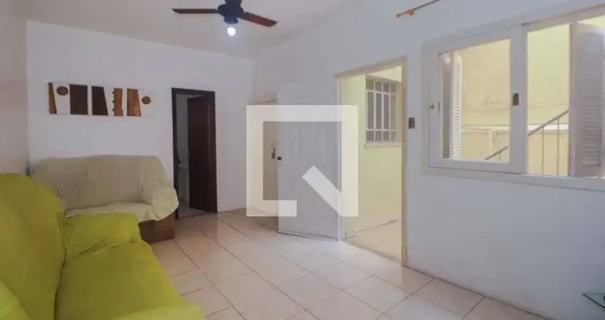 Casa para Venda - São João , 2 Quartos,  150 m² - Porto Alegre