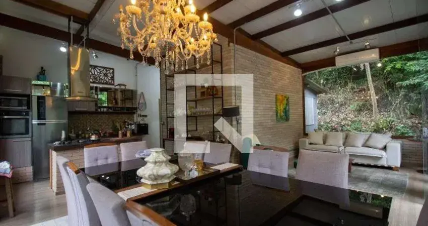 Casa para Venda - Vargem Grande, 3 Quartos,  125 m² - Rio de Janeiro