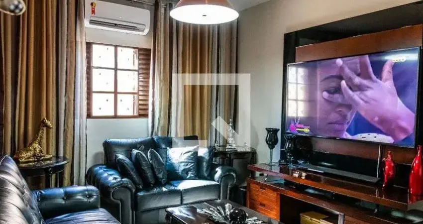 Casa para Venda - Planalto, 2 Quartos,  100 m² - Belo Horizonte