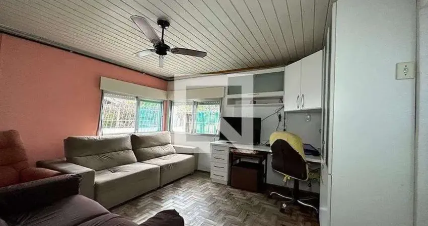Casa para Venda - Bairro Fátima, 4 Quartos,  220 m² - Canoas