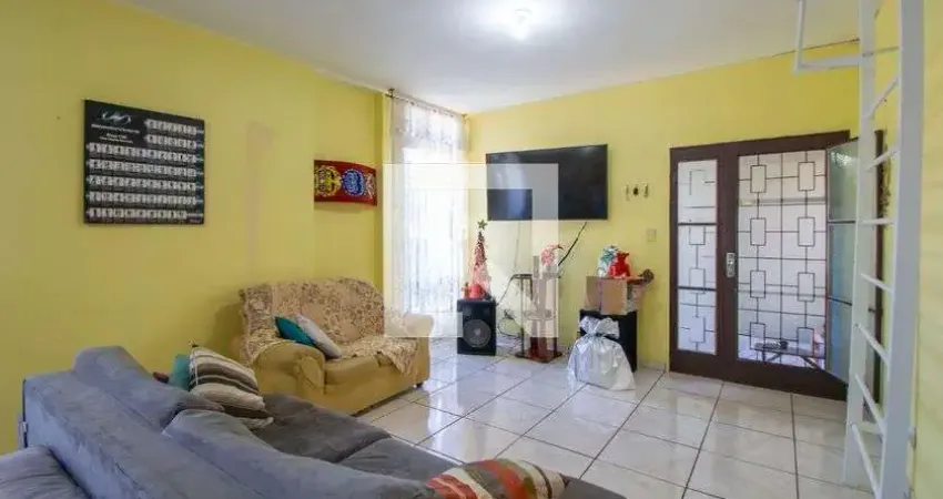 Casa para Venda - Cavalhada, 4 Quartos,  200 m² - Porto Alegre