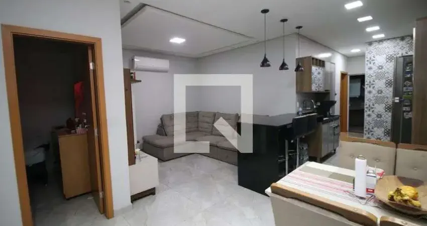 Casa para Venda - Penha, 2 Quartos,  90 m² - Rio de Janeiro