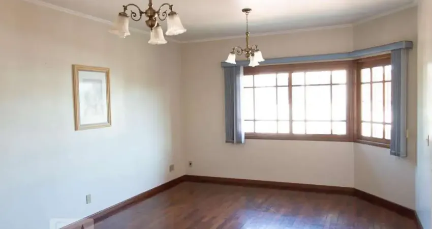 Casa para Venda - Passo D&apos;areia, 3 Quartos,  245 m² - Porto Alegre