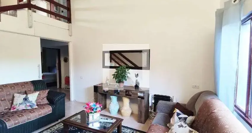 Casa para Venda - Feitoria, 3 Quartos,  180 m² - São Leopoldo