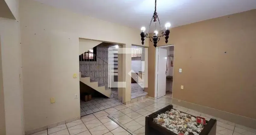 Casa para Venda - Tulipas, 3 Quartos,  285 m² - Jundiaí