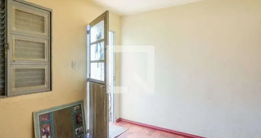 Casa para Venda - Santa Tereza , 2 Quartos,  150 m² - Porto Alegre