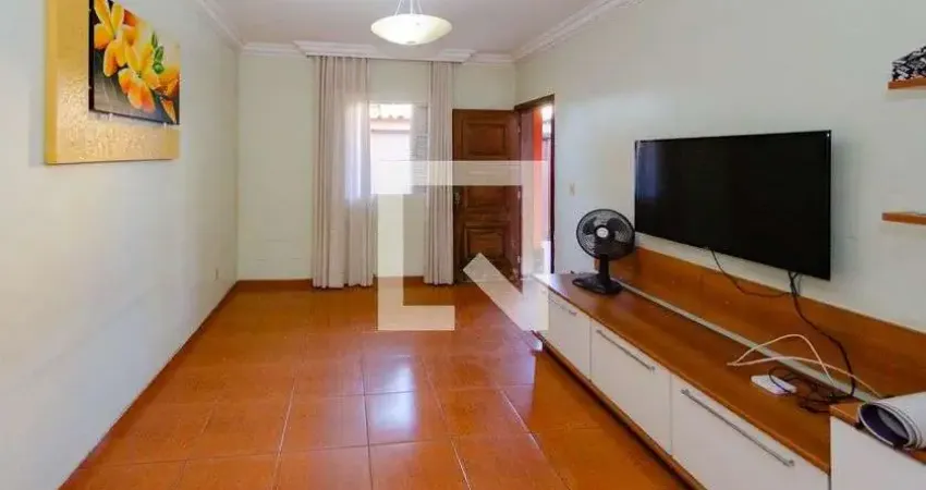 Casa para Venda - Betânia, 3 Quartos,  216 m² - Belo Horizonte
