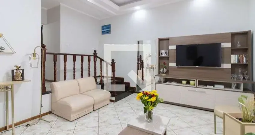 Casa para Venda - Jardim Cocaia, 3 Quartos,  250 m² - Guarulhos