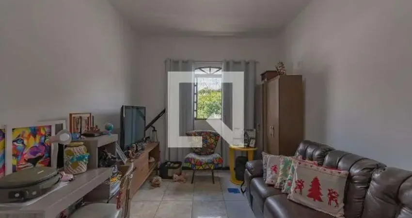 Casa para Venda - Santa Mônica, 3 Quartos,  190 m² - Belo Horizonte