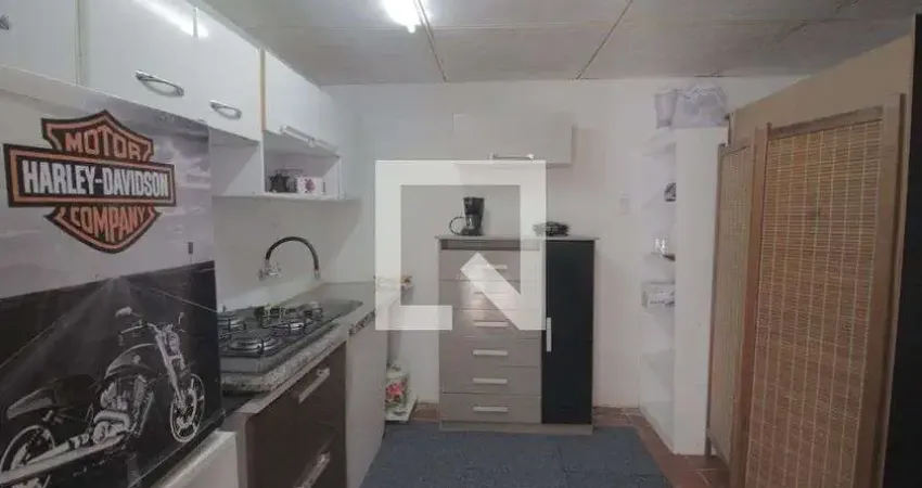 Casa para Venda - Jardim Itu-Sabará, 1 Quarto,  40 m² - Porto Alegre