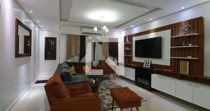 Casa para Venda - Bairro Fátima, 3 Quartos,  170 m² - Canoas